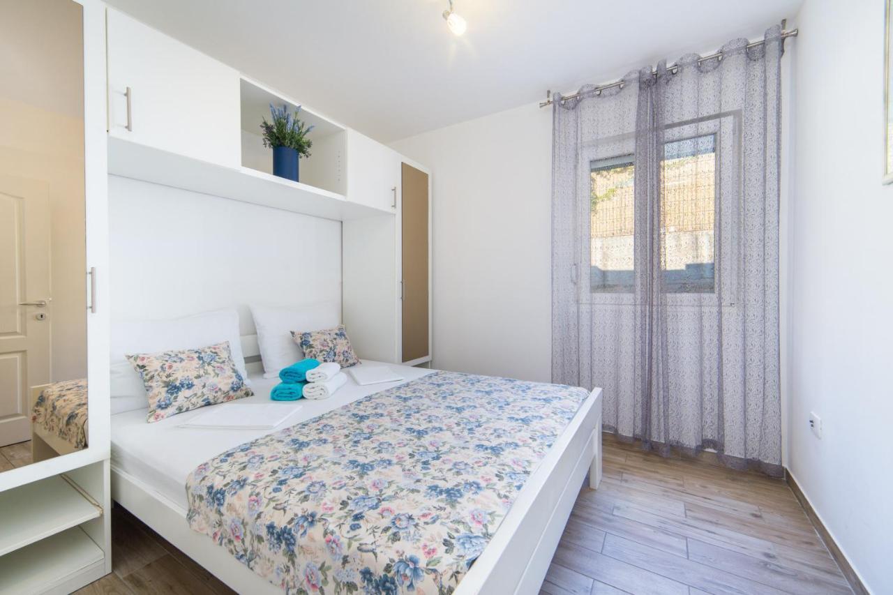 Veliko Brdo  Apartments Masa מראה חיצוני תמונה