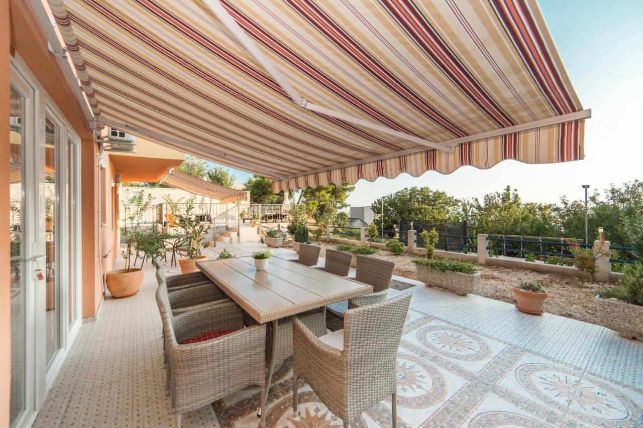 Veliko Brdo  Apartments Masa מראה חיצוני תמונה