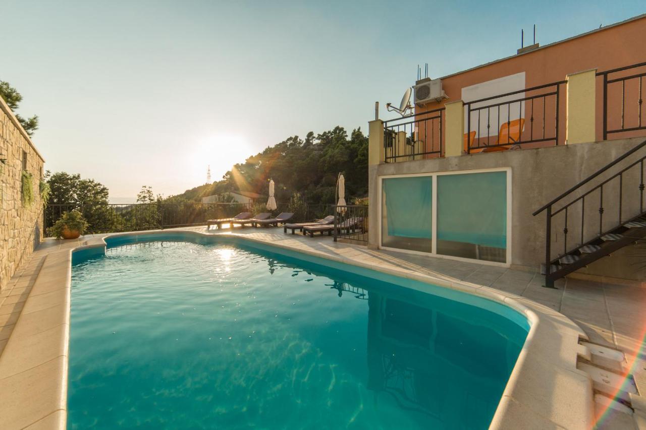 Veliko Brdo  Apartments Masa מראה חיצוני תמונה