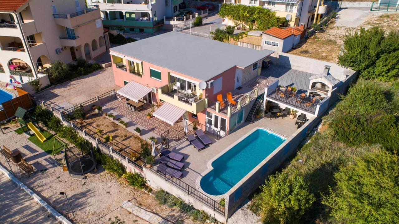 Veliko Brdo  Apartments Masa מראה חיצוני תמונה