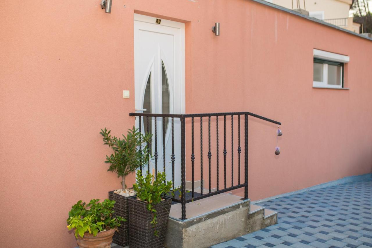 Veliko Brdo  Apartments Masa מראה חיצוני תמונה