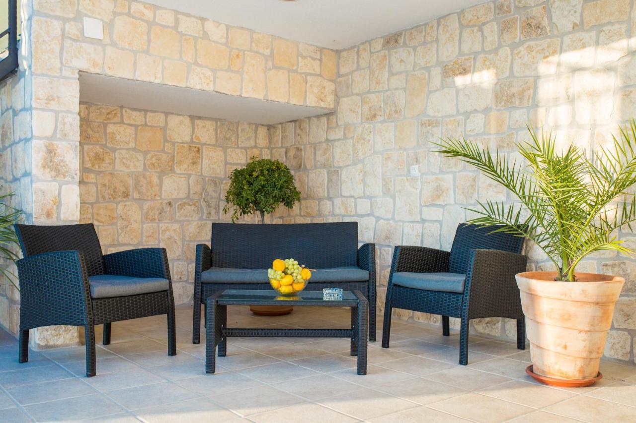 Veliko Brdo  Apartments Masa מראה חיצוני תמונה